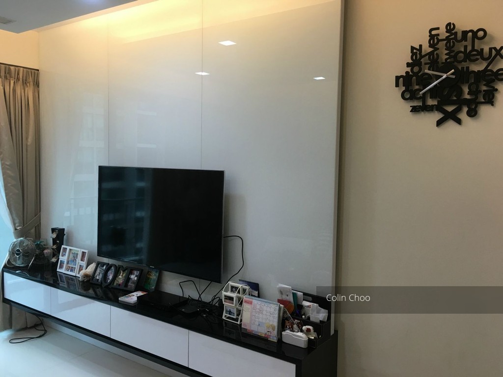 Esparina Residences (D19), Condominium #108775492